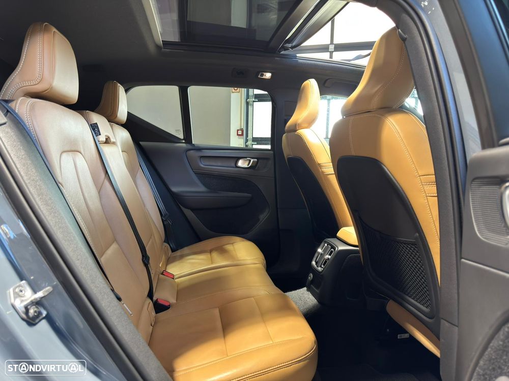 Volvo XC 40 1.5 T5 PHEV Inscription - 34
