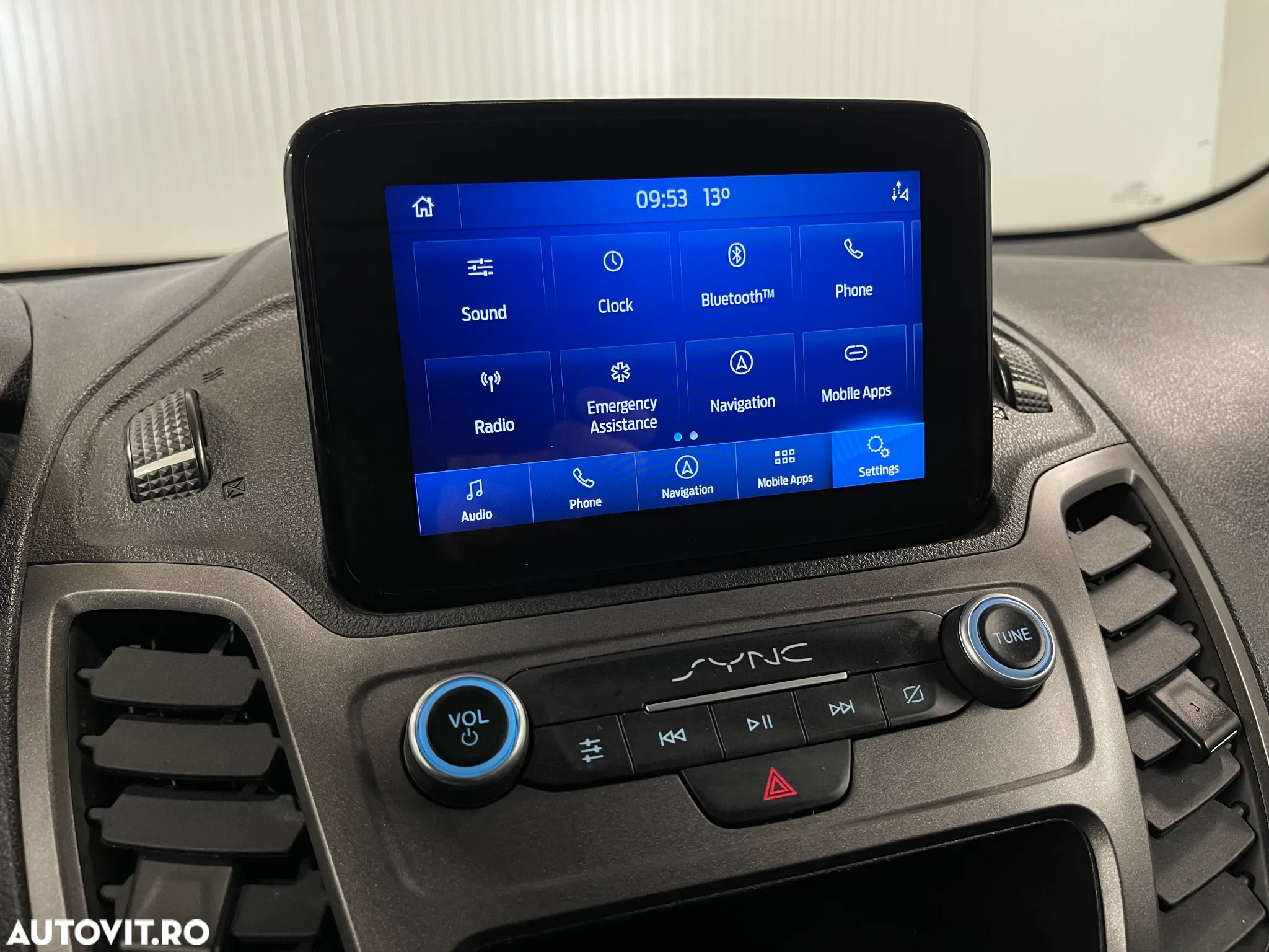 Ford Transit Connect - 13