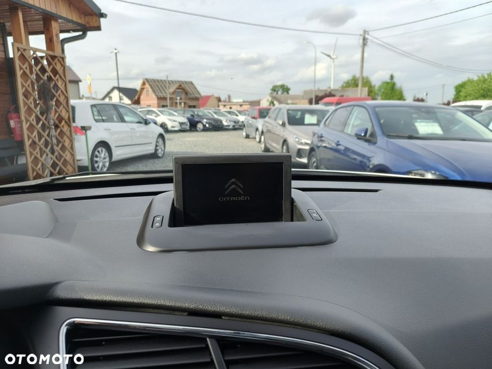 Peugeot 3008 HDi FAP 150 Family - 12
