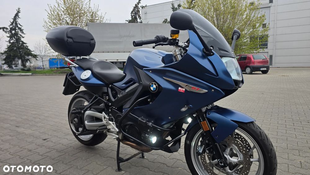 BMW F - 11