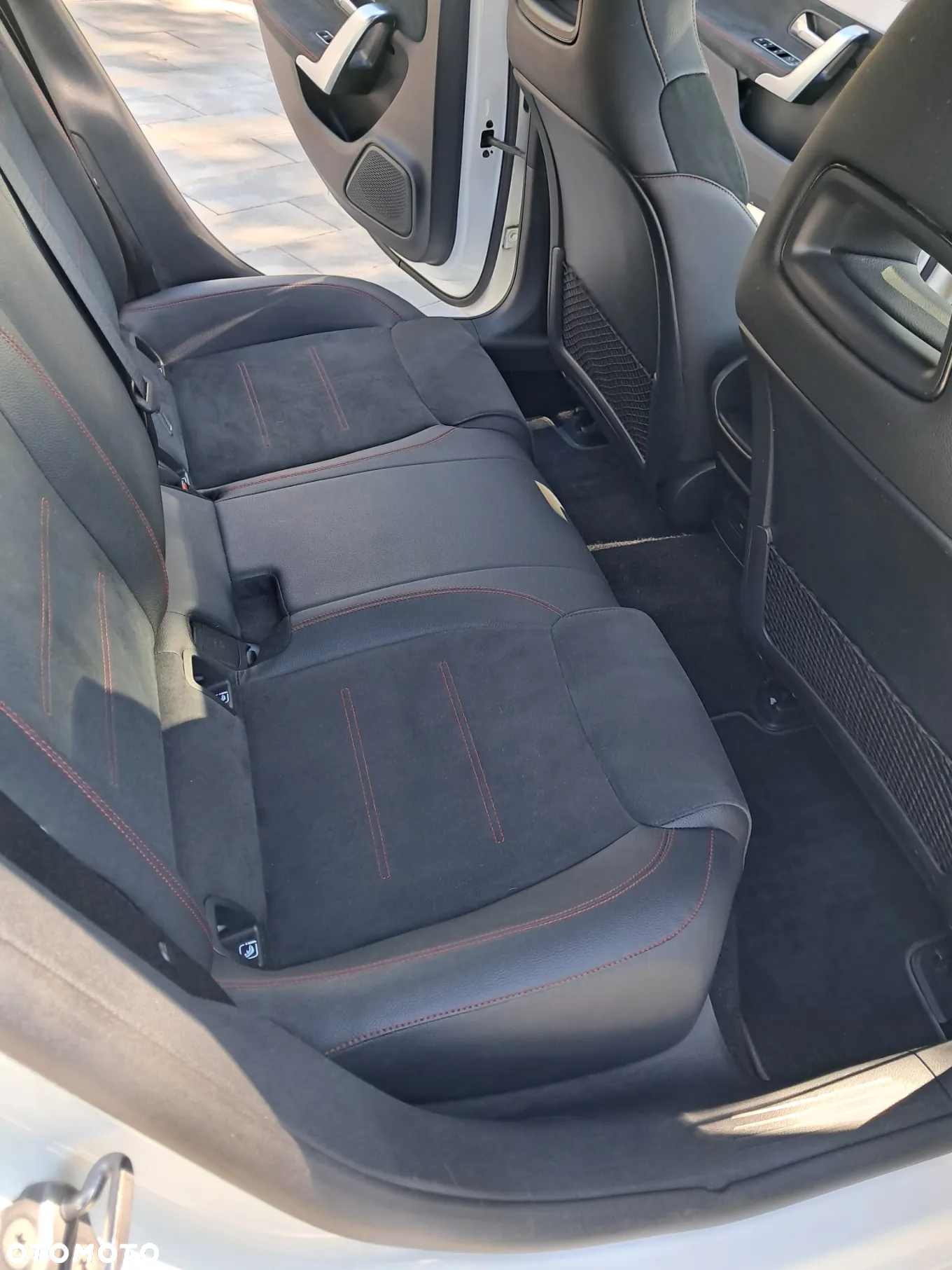 Mercedes-Benz CLA - 9