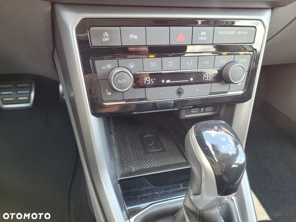 Volkswagen T-Cross 1.5 TSI OPF DSG R-Line - 27