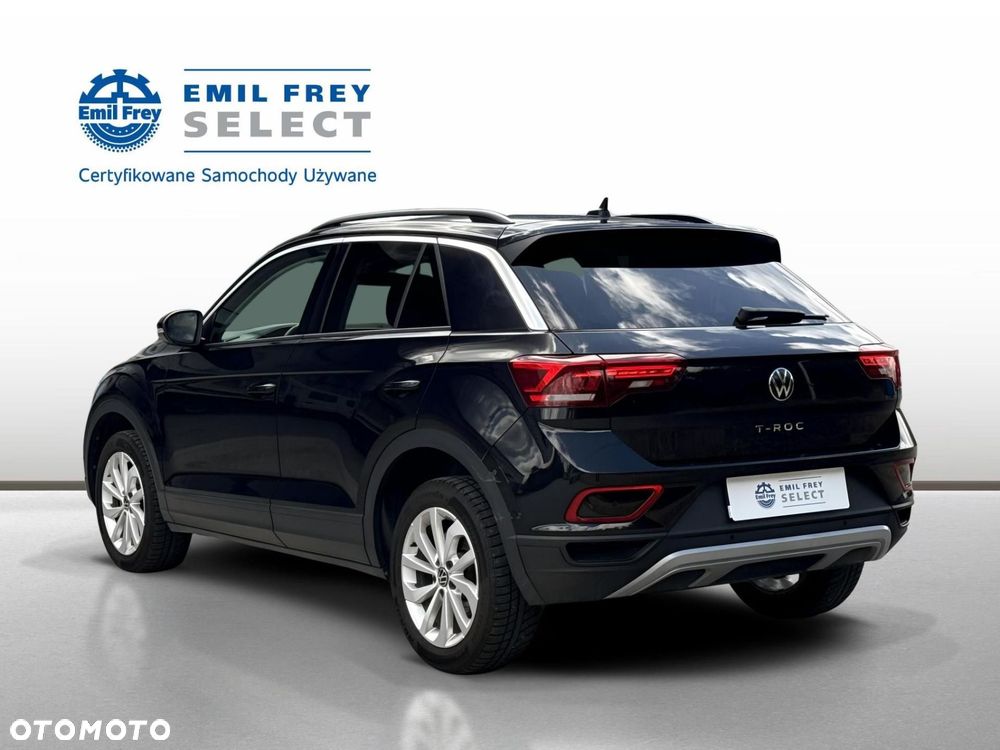 Volkswagen T-Roc - 4