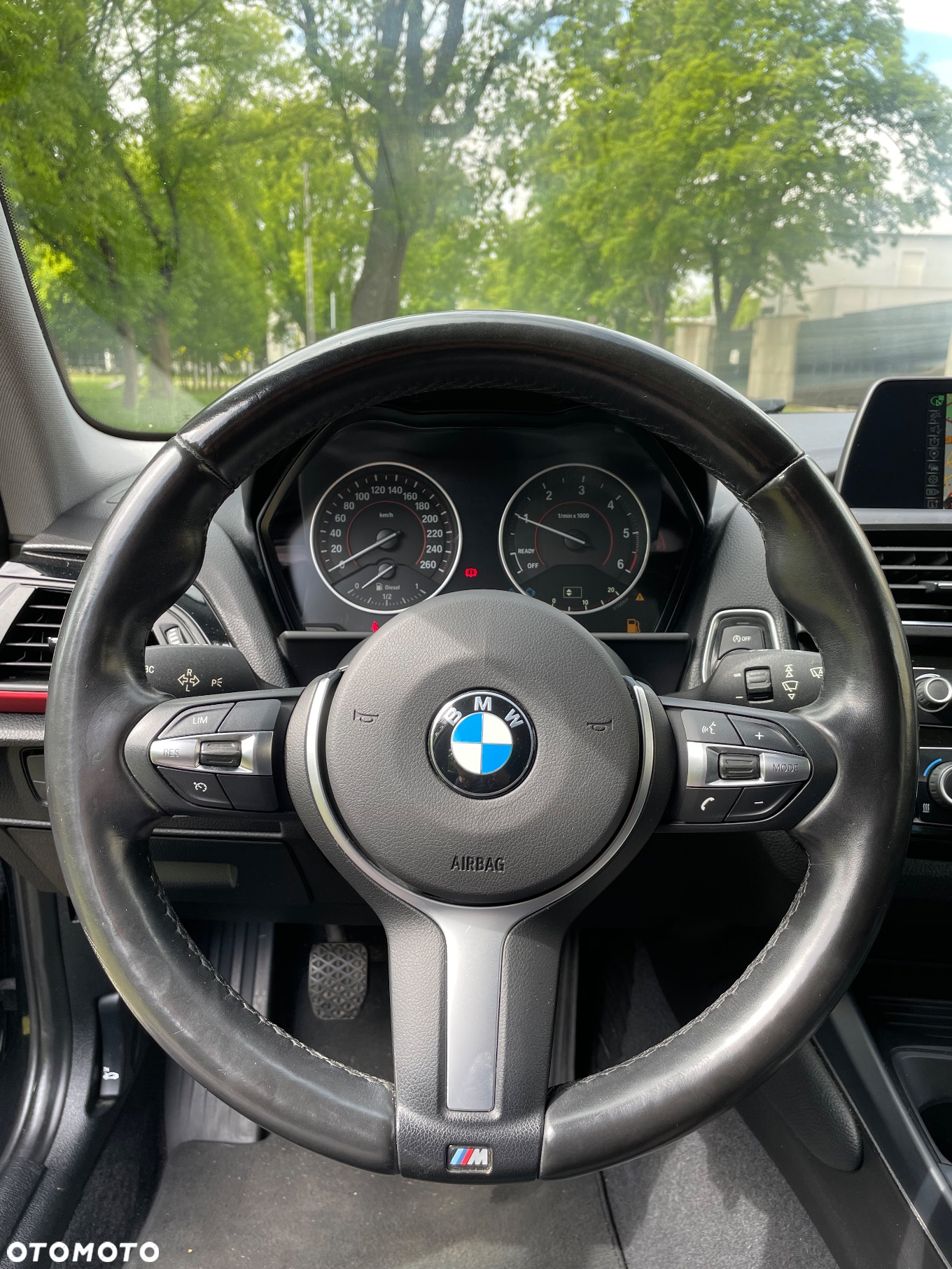 BMW Seria 1 116d - 12