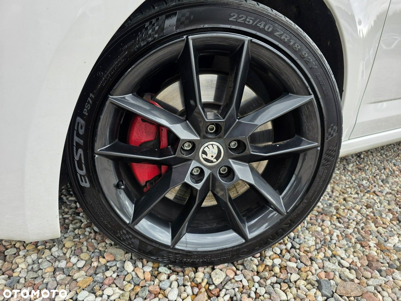 Skoda Octavia 2.0 TDI RS Challenge DSG - 4