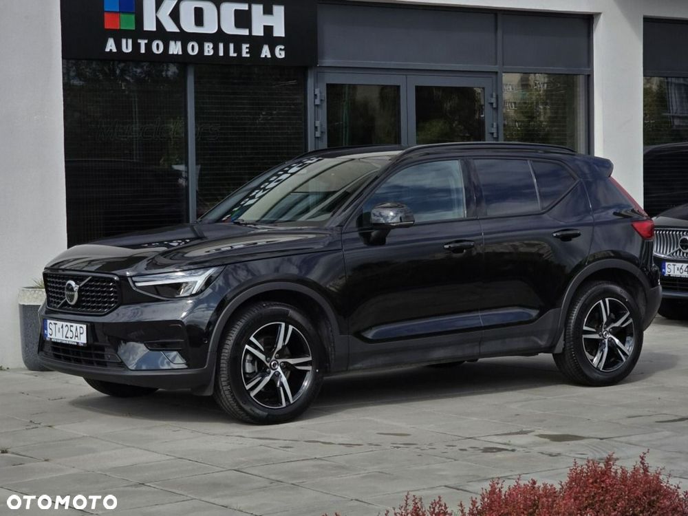 Volvo XC 40 B4 Plus Dark - 1
