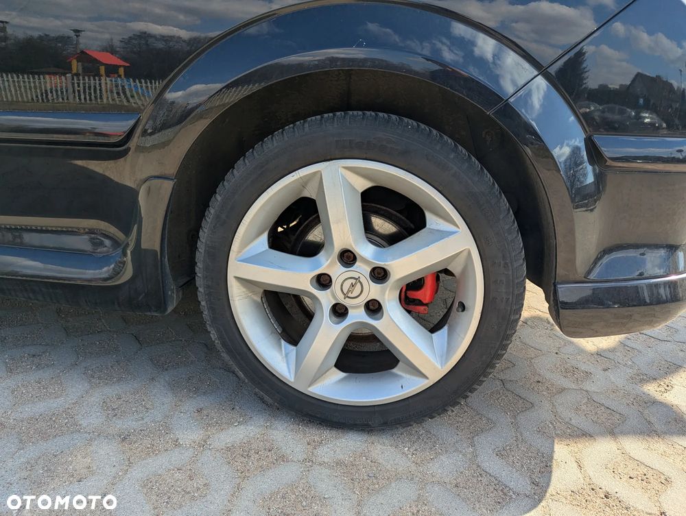 Opel Astra 1.6 Turbo Cosmo - 7