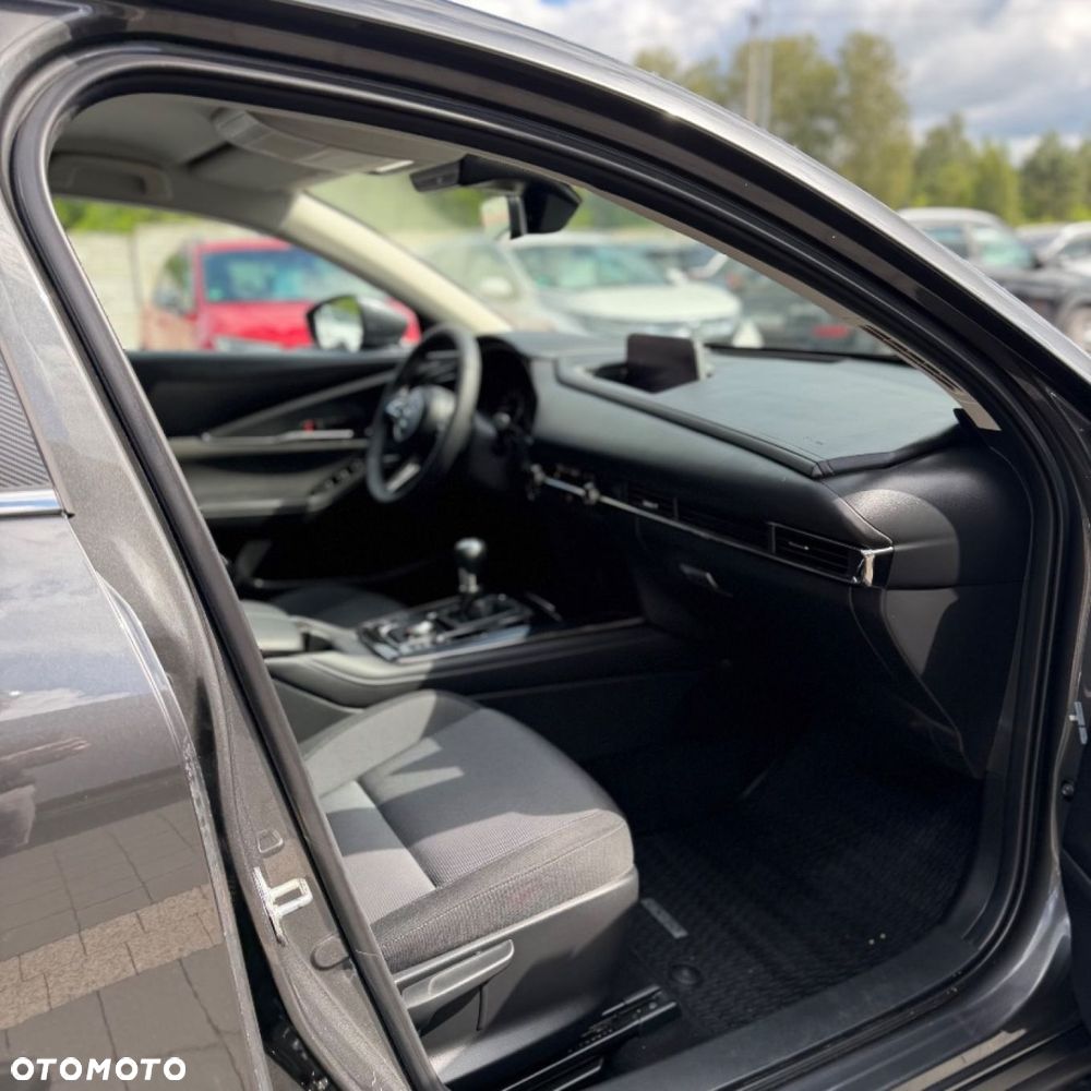 Mazda CX-30 - 32