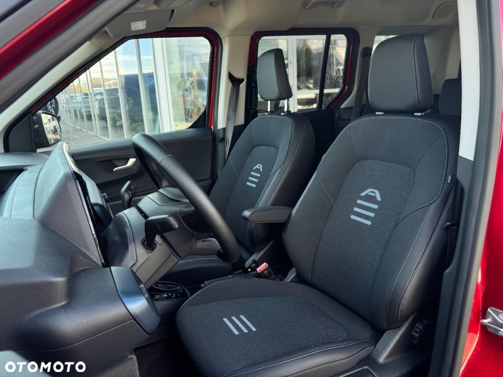 Ford Tourneo Courier - 29