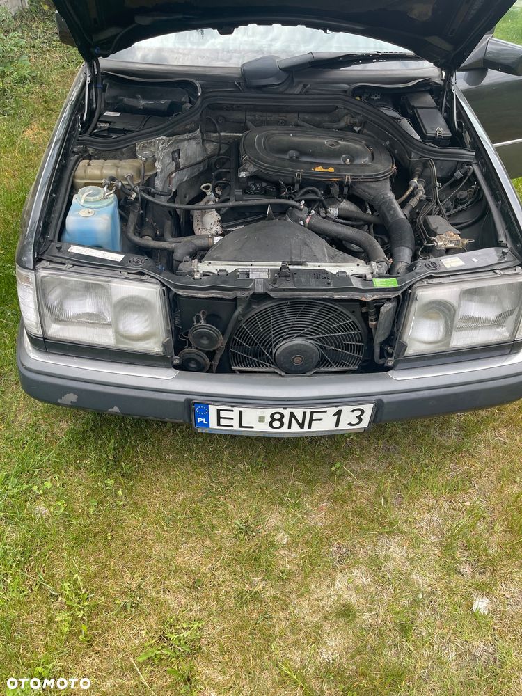 Mercedes-Benz W124 (1984-1993) - 13