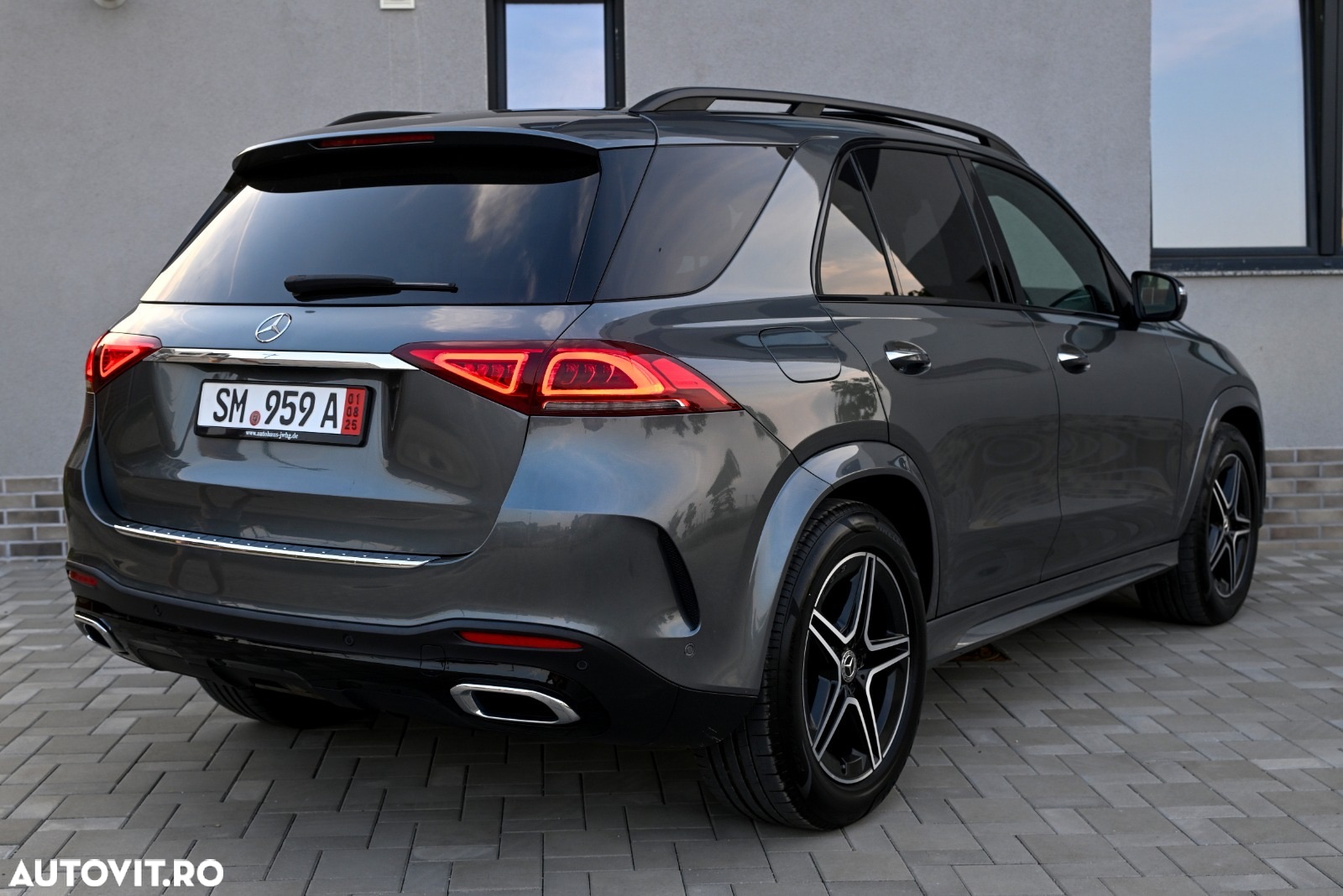 Mercedes-Benz GLE 450 4Matic 9G-TRONIC AMG Line - 15