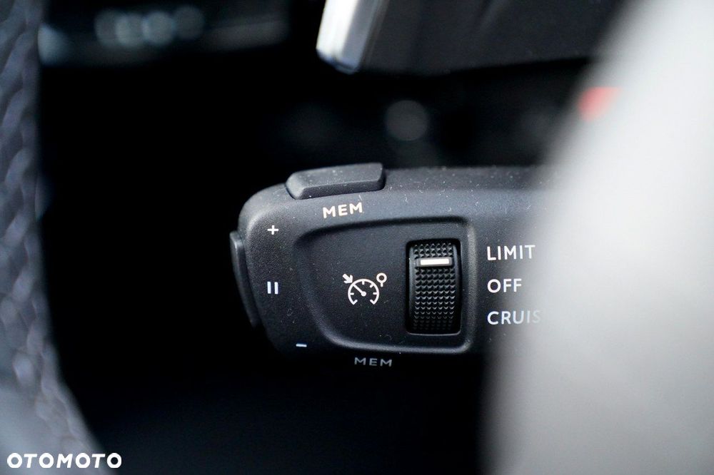 DS Automobiles DS 7 Crossback - 31