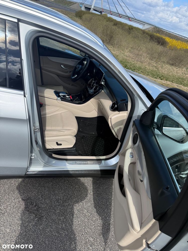 Mercedes-Benz GLC - 15