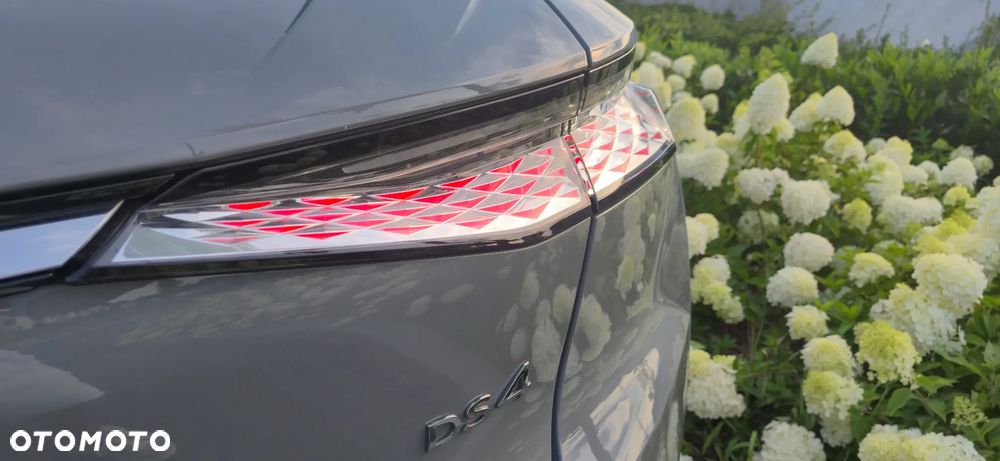 DS Automobiles DS 4 1.2 PureTech Cross Trocadero - 2