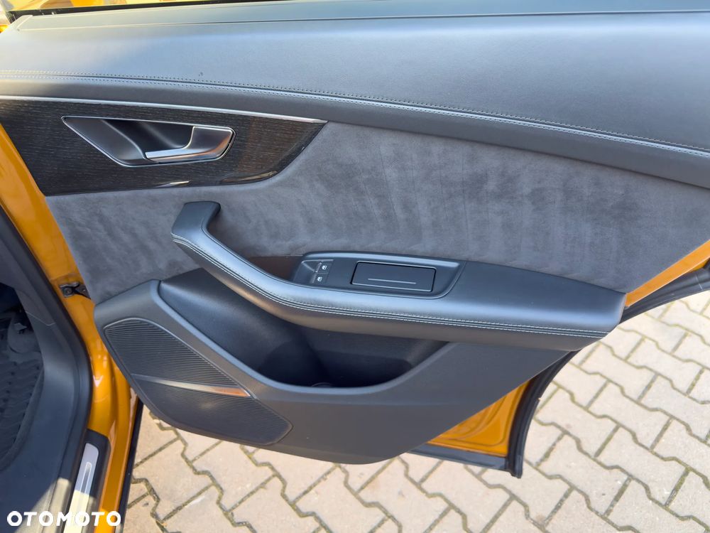 Audi Q8 50 TDI mHEV Quattro Black Edition Tiptronic - 24