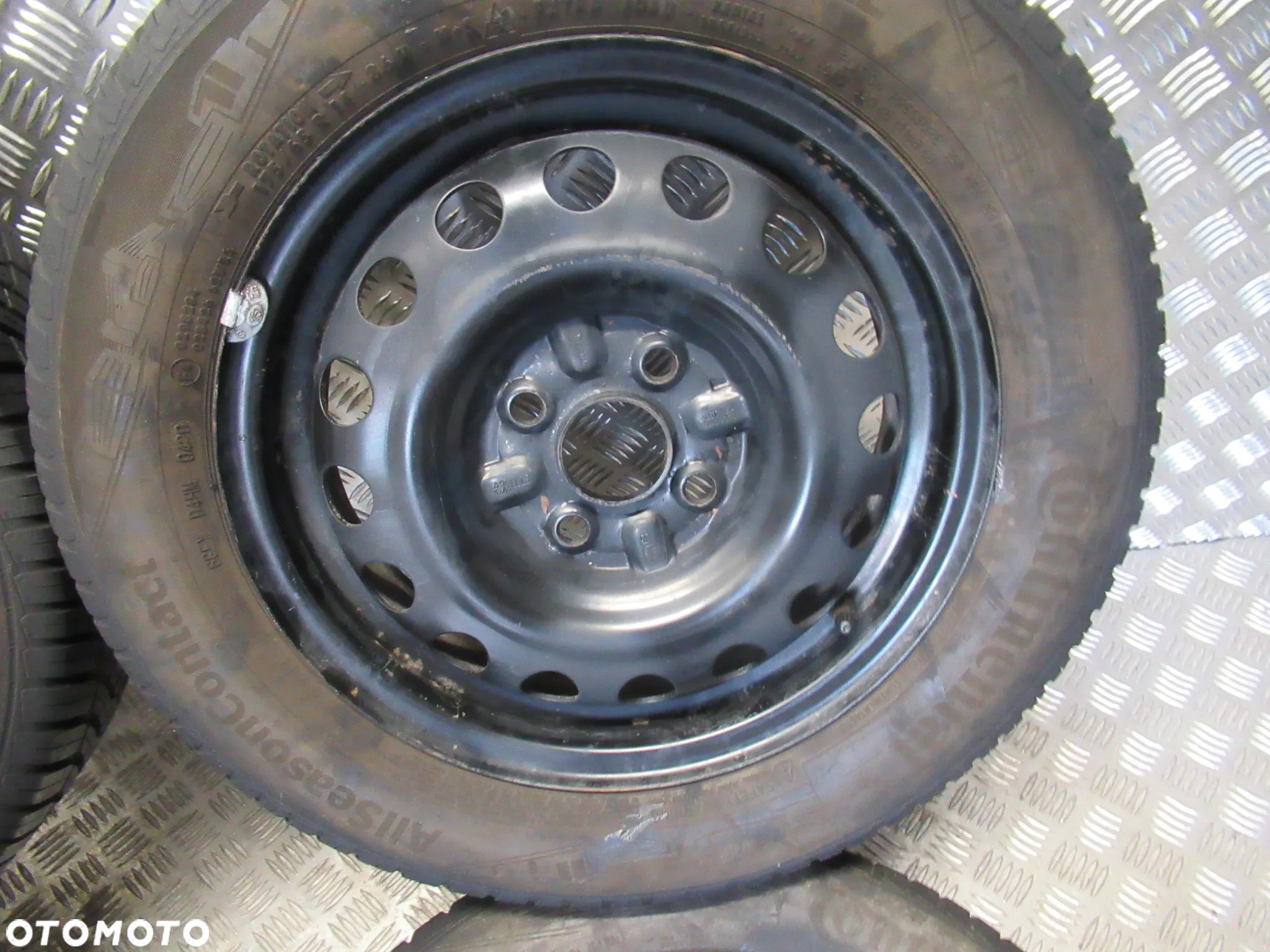 Koła Toyota Aygo Yaris Suzuki Swift Citroen C1 4,5Jx14 et39 4x100 CAŁOROCZNE - 2