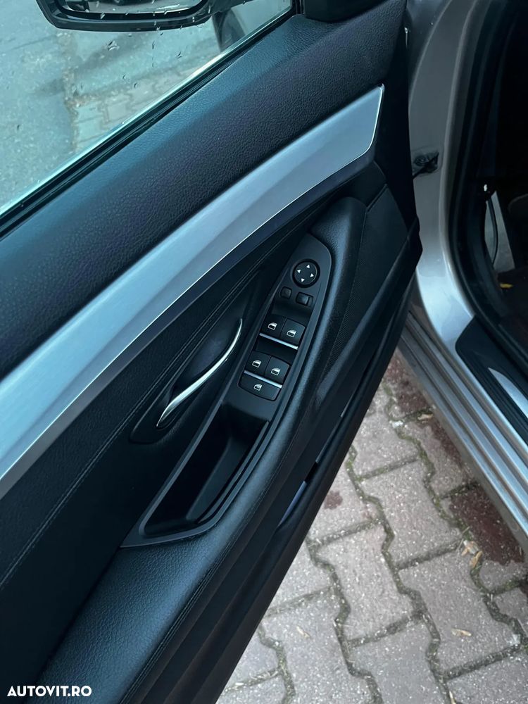 BMW Seria 5 525d xDrive - 19