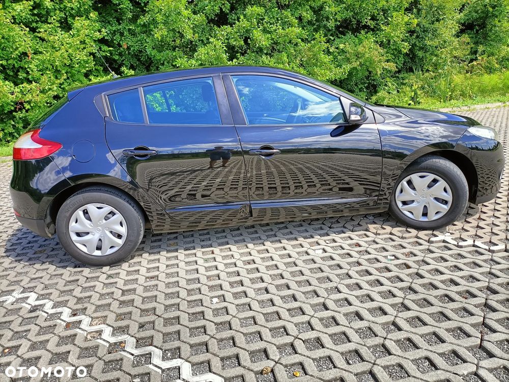 Renault Megane 1.6 16V Dynamique Euro5 - 19