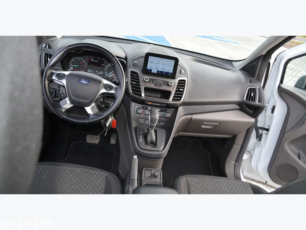 Ford Transit Connect - 25