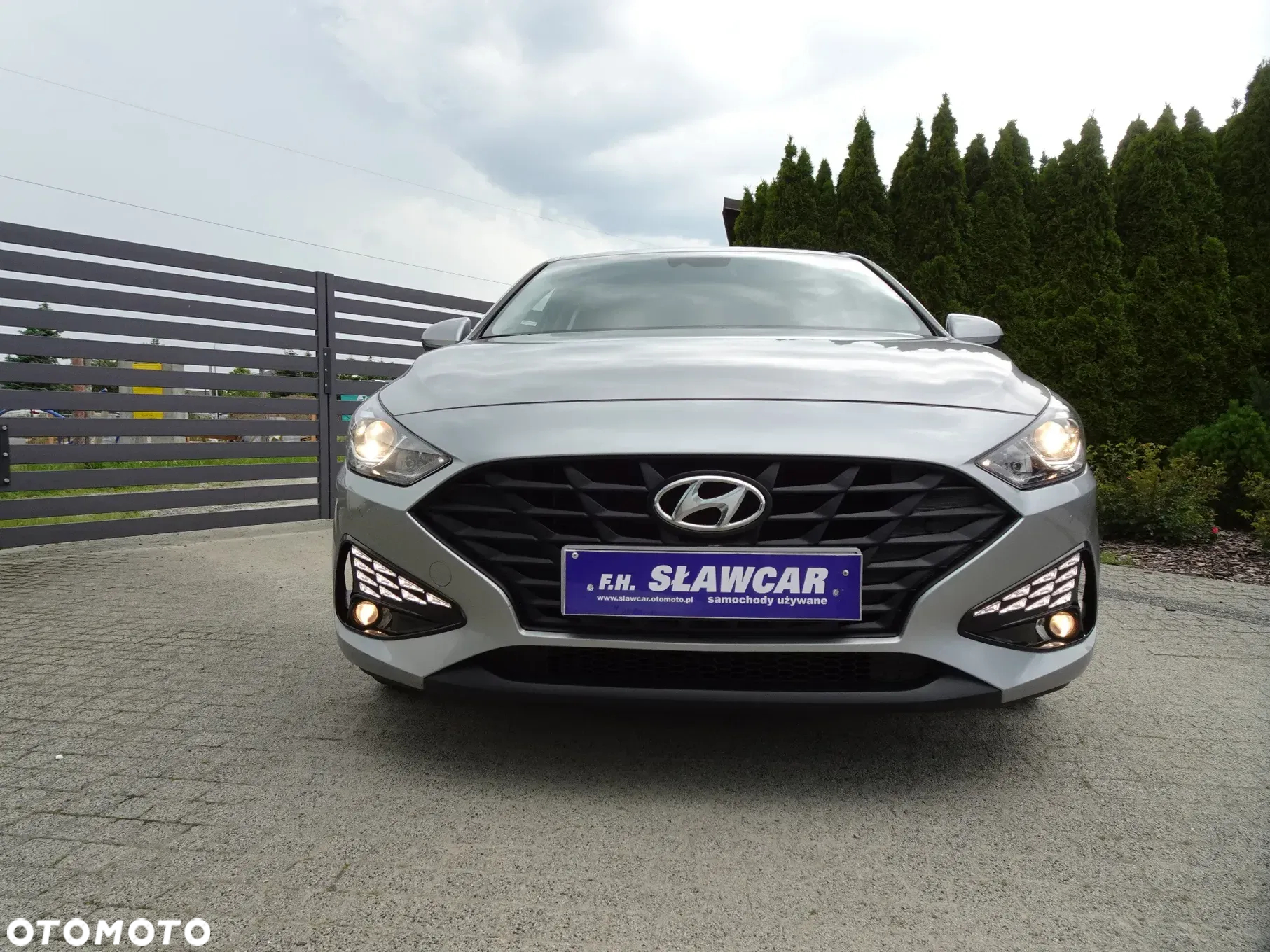 Hyundai i30 1.5 DPI Classic + - 11