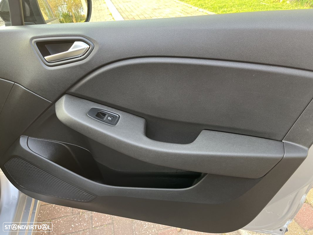 Renault Clio 1.5 Blue dCi Evolution - 23
