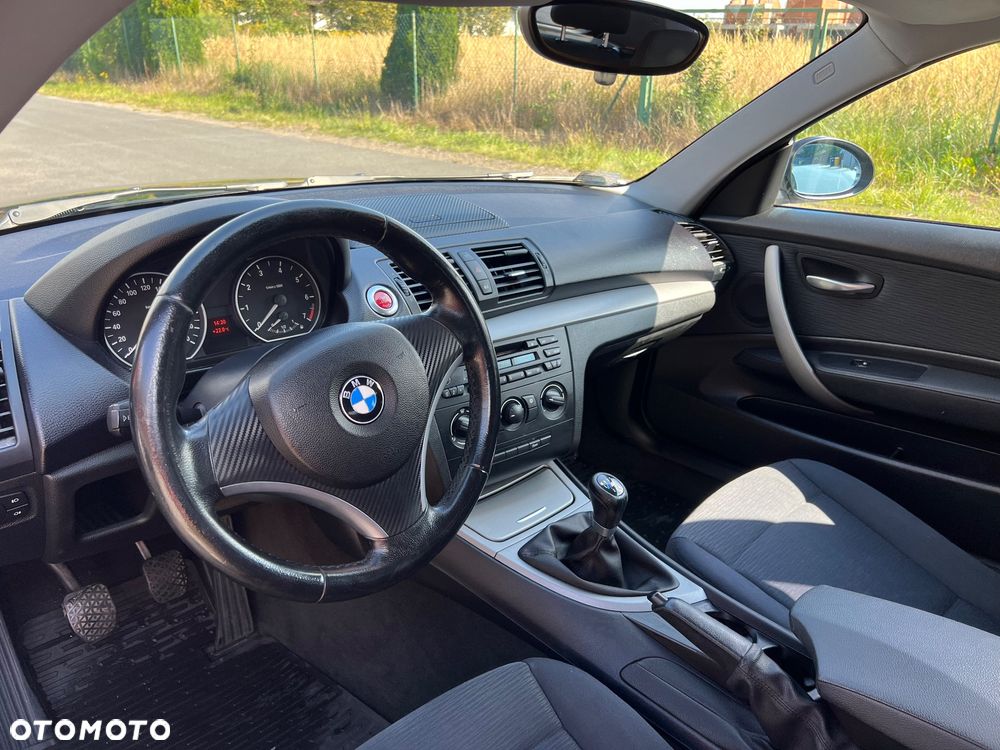 BMW Seria 1 118i - 10