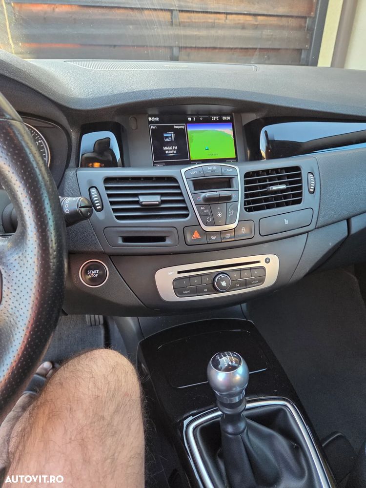 Renault Laguna ENERGY dCi 130 FAP Start & Stop Bose Edition - 8