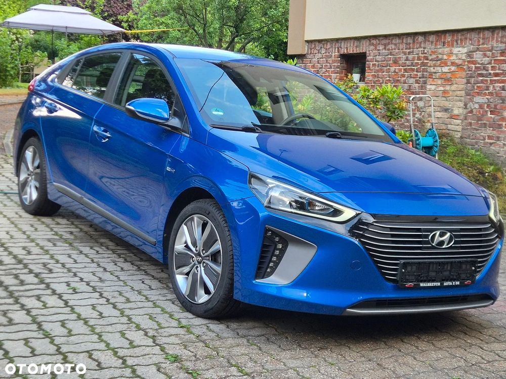 Hyundai IONIQ - 2