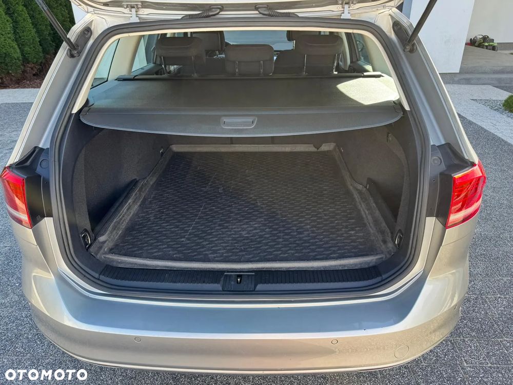 Volkswagen Passat Variant 2.0 TDI BMT Comfortline - 14