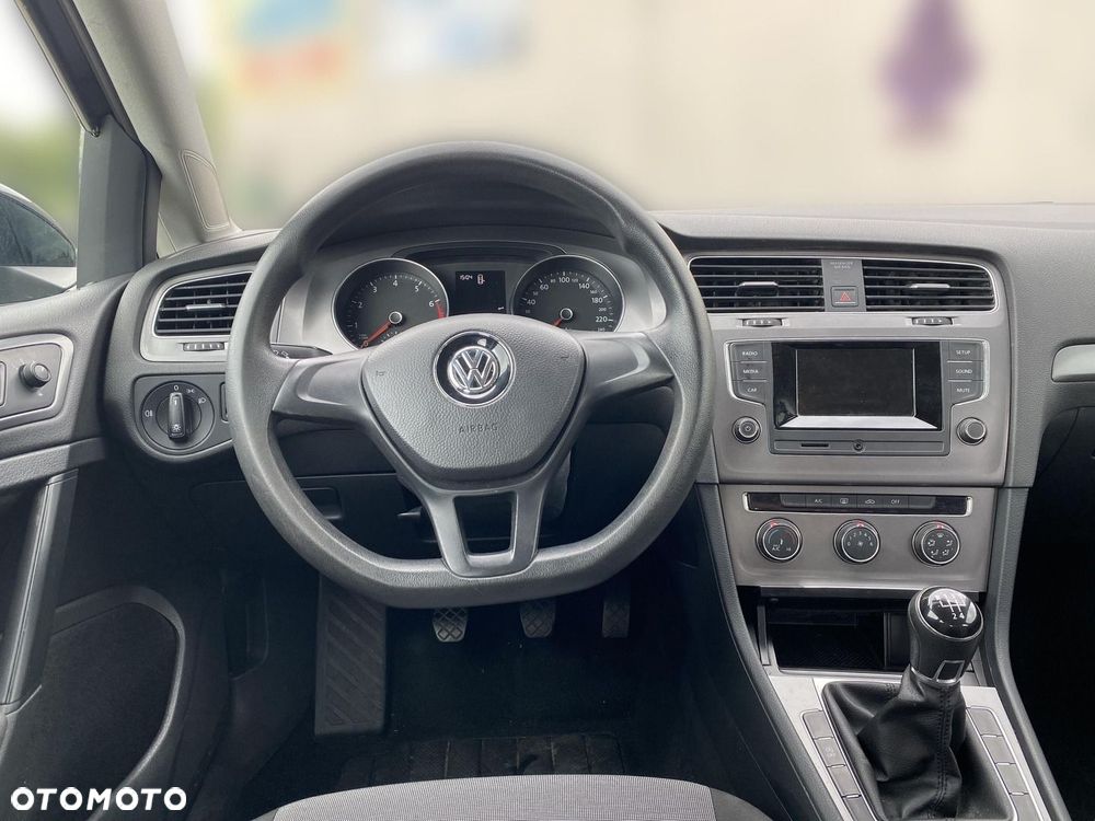 Volkswagen Golf VII 1.2 TSI BMT Trendline - 17
