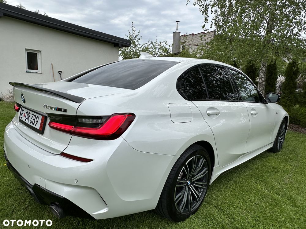 BMW Seria 3 330e M Sport - 7