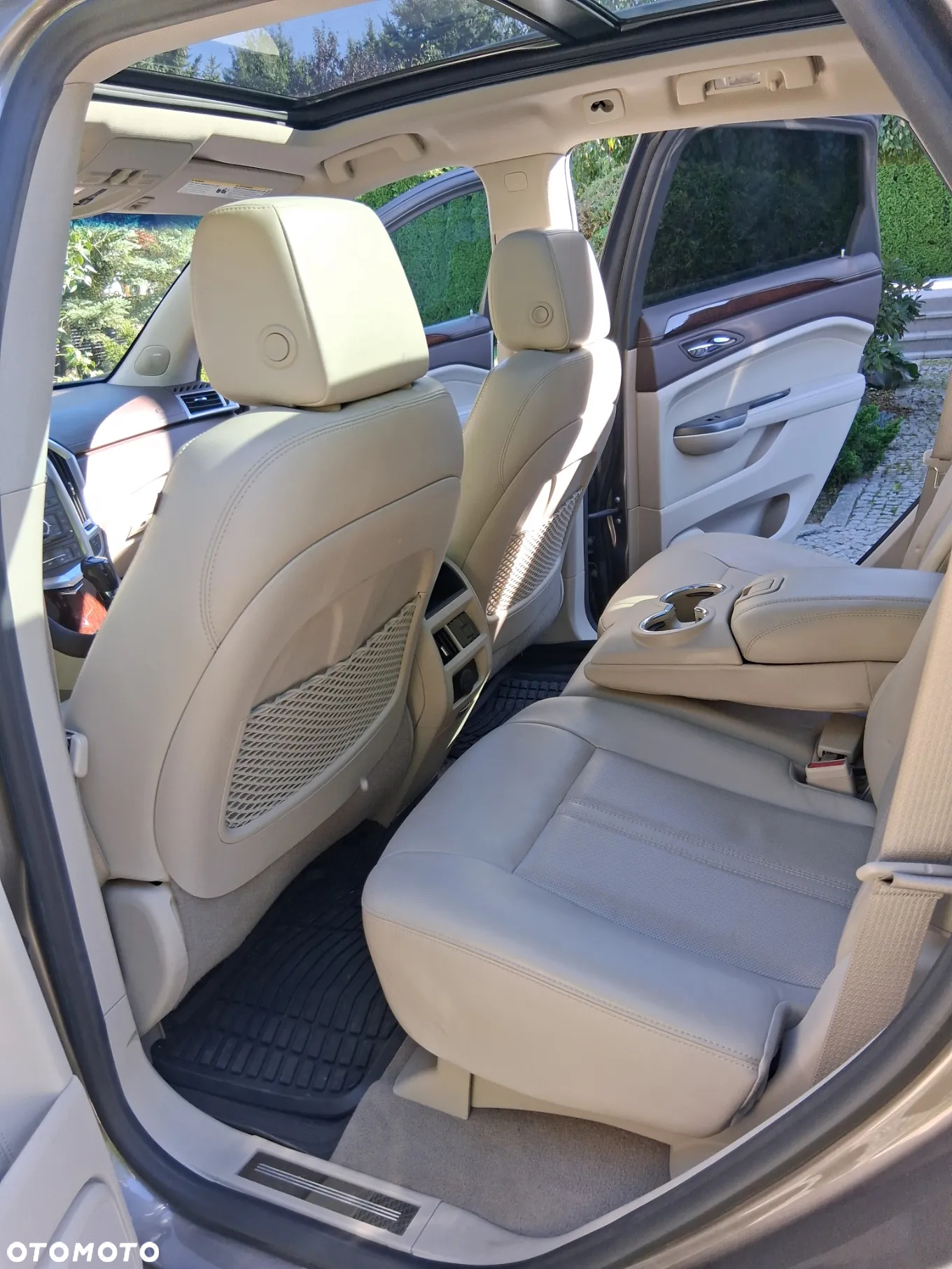Cadillac SRX 3.6 V6 AWD Sport Luxury - 23