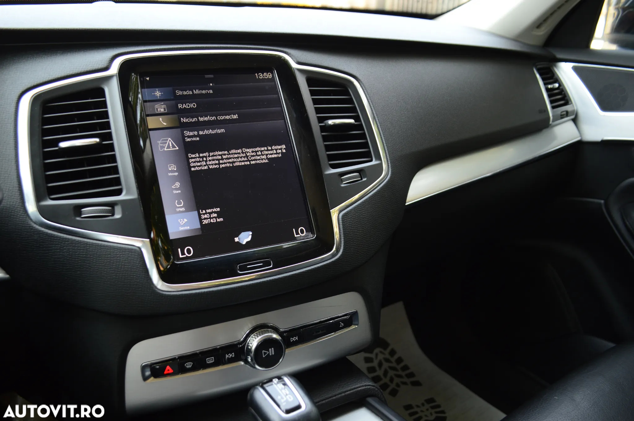 Volvo XC 90 B5 D AWD Geartronic Momentum Pro - 32