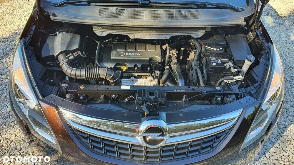Opel Zafira - 32