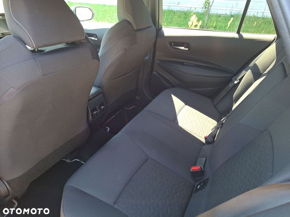 Toyota Corolla 2.0 Hybrid Comfort - 19