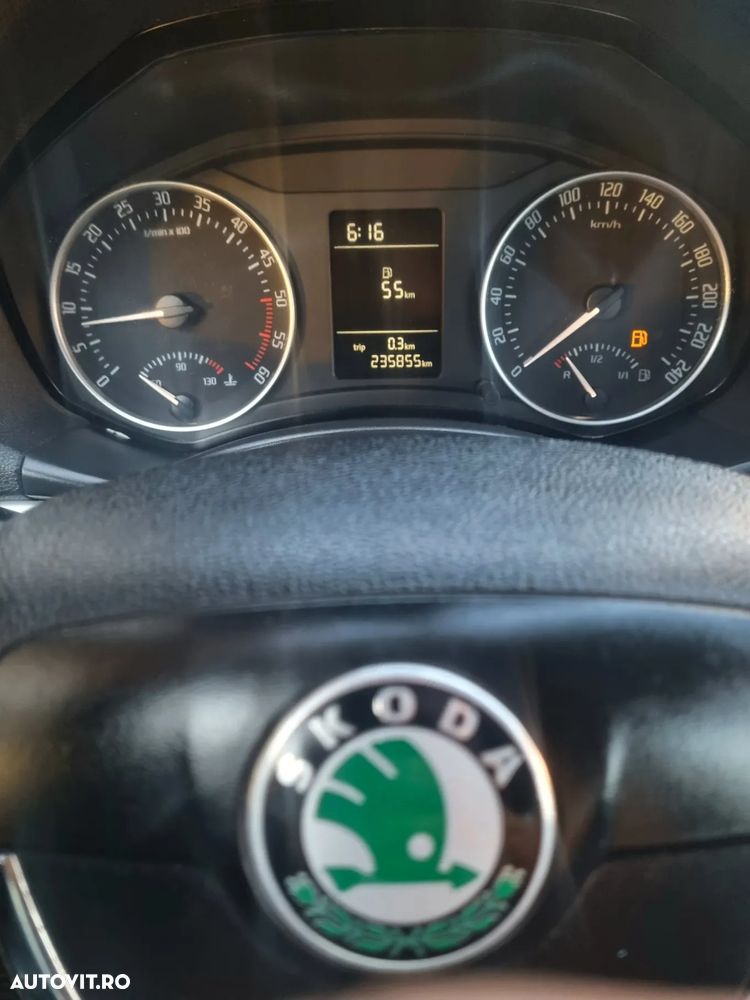 Skoda Octavia 1.6 TDI DPF FAMILY Green tec - 9