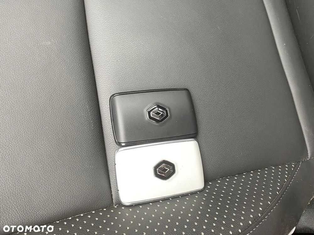 Renault Captur 1.3 Energy TCe FAP Intens - 23
