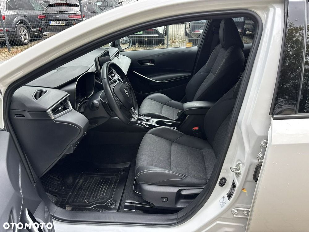 Toyota Corolla 2.0 Hybrid Comfort - 10