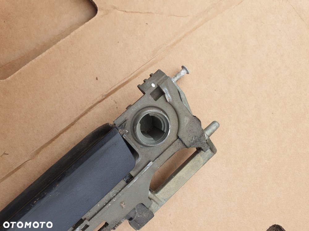 BMW E34 E32 KLAMKA ZEWNĘTRZNA LEWA PRZÓD WKŁADKA SIŁOWNIK ORYG - 8