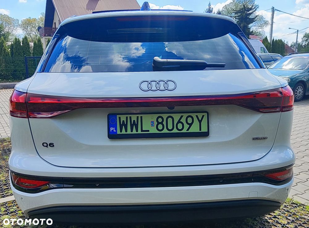Audi Q6 e-tron - 5