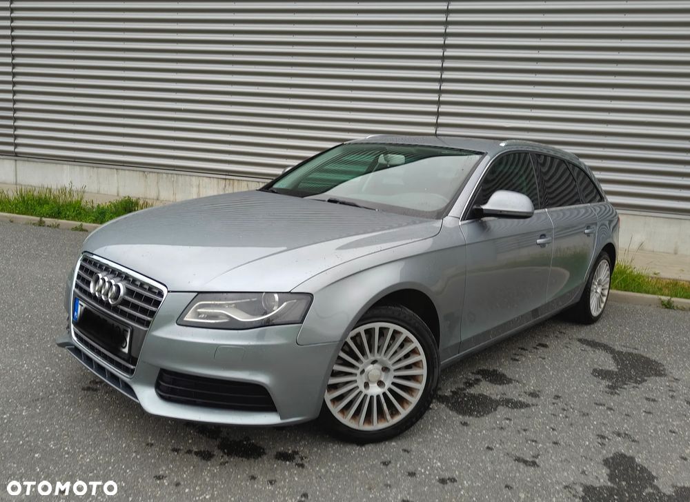 Audi A4 Avant 2.0 TDI - 13