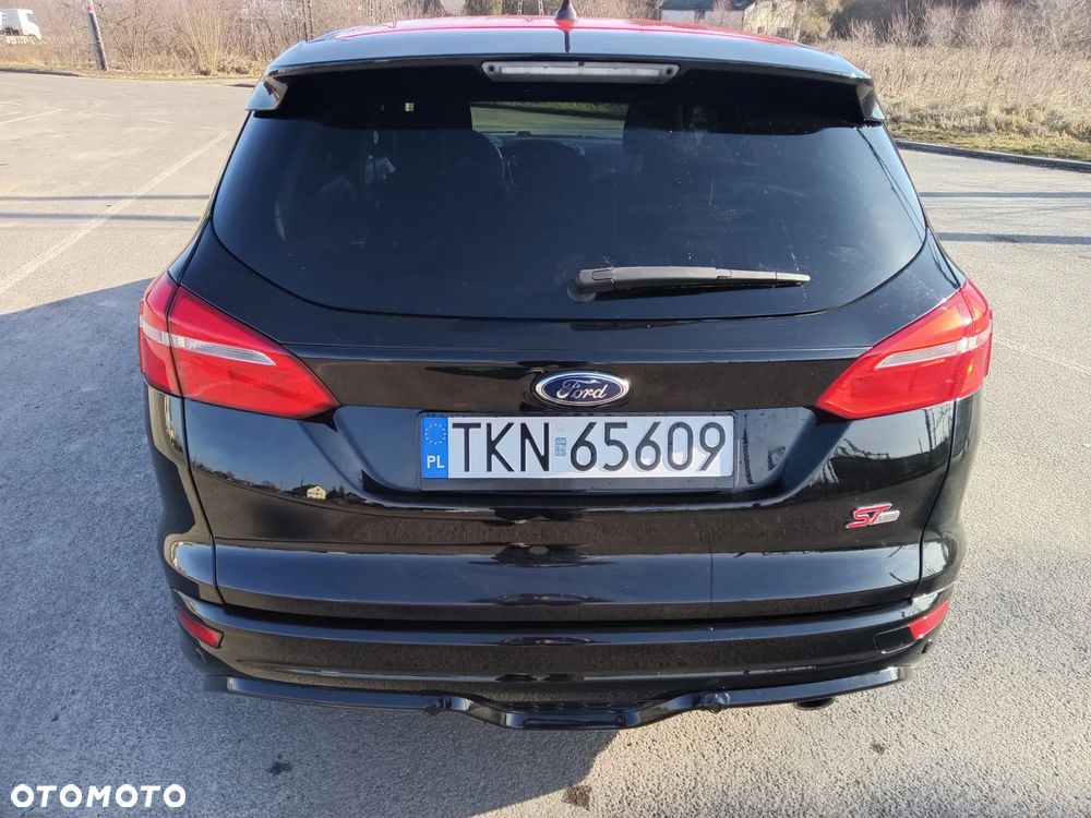 Ford Focus 2.0 TDCi ST-Line Red ASS - 17