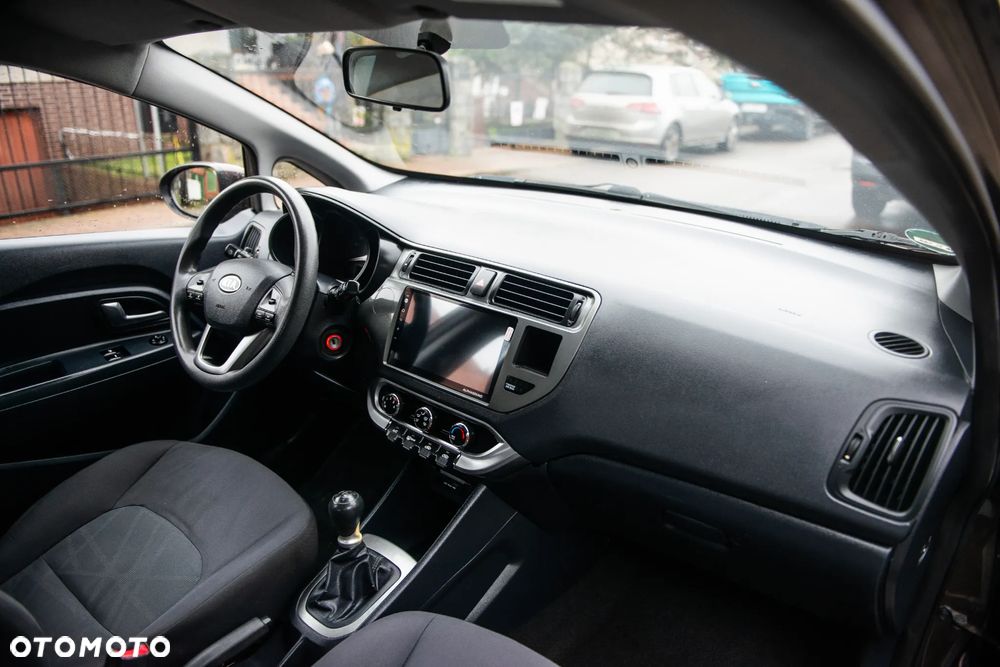 Kia Rio 1.2 Business Line - 26