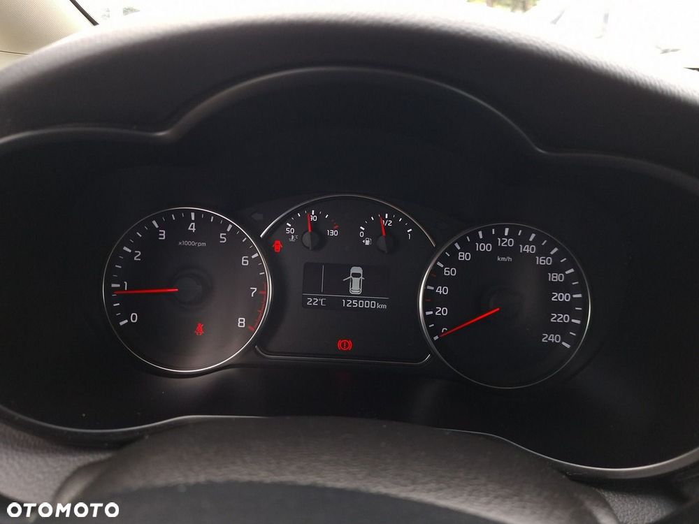 Kia Carens 1.6 GDI L - 16