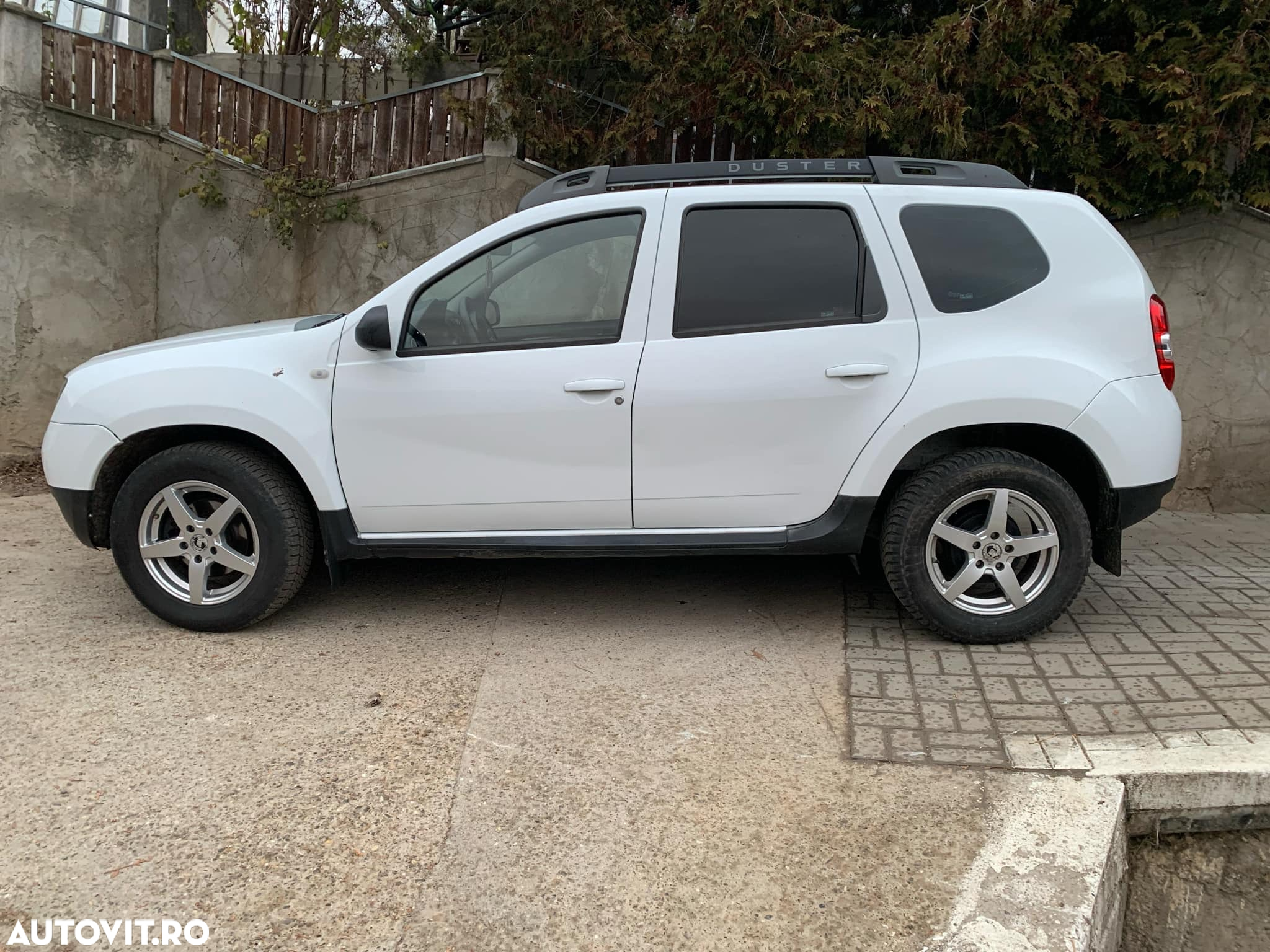 Dacia Duster 1.5 dCi 4x4 Ambiance - 9