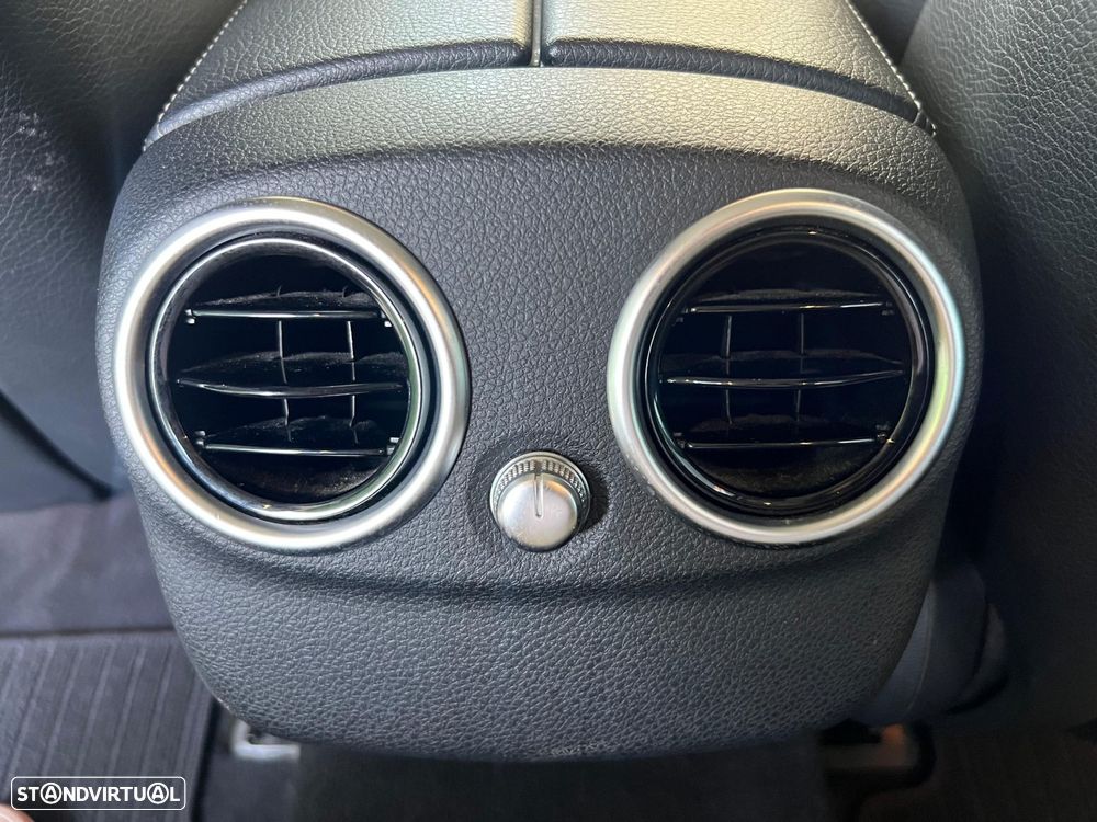 Mercedes-Benz C 300 BlueTEC Hybrid Avantgarde - 36