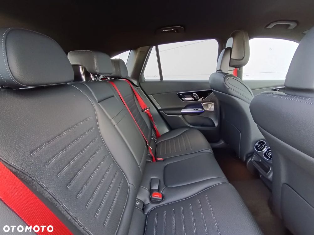 Mercedes-Benz GLC - 6