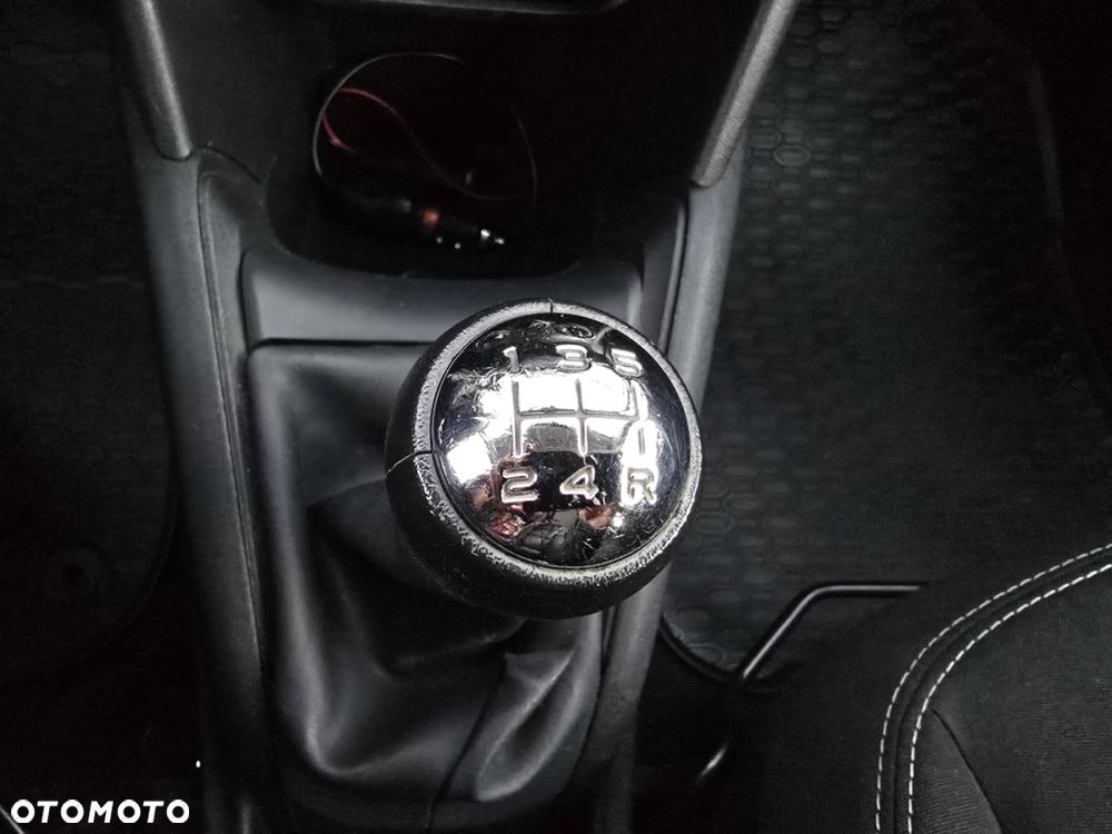 Peugeot 208 68 VTI Active - 33