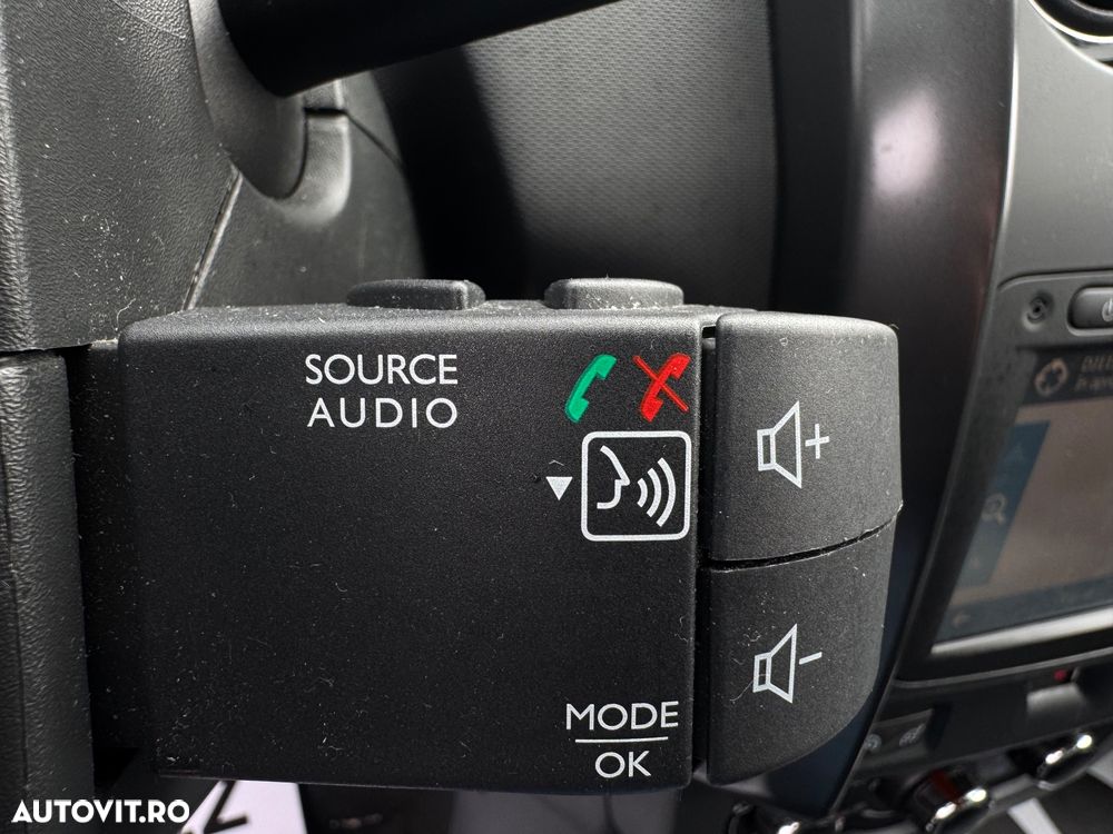 Dacia Duster SCe 115 4x2 Laureate - 21