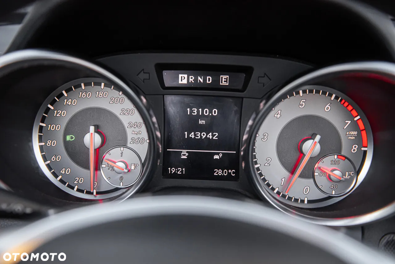 Mercedes-Benz SLK 200 (BlueEFFICIENCY) 7G-TRONIC CarbonLOOK Edition - 19